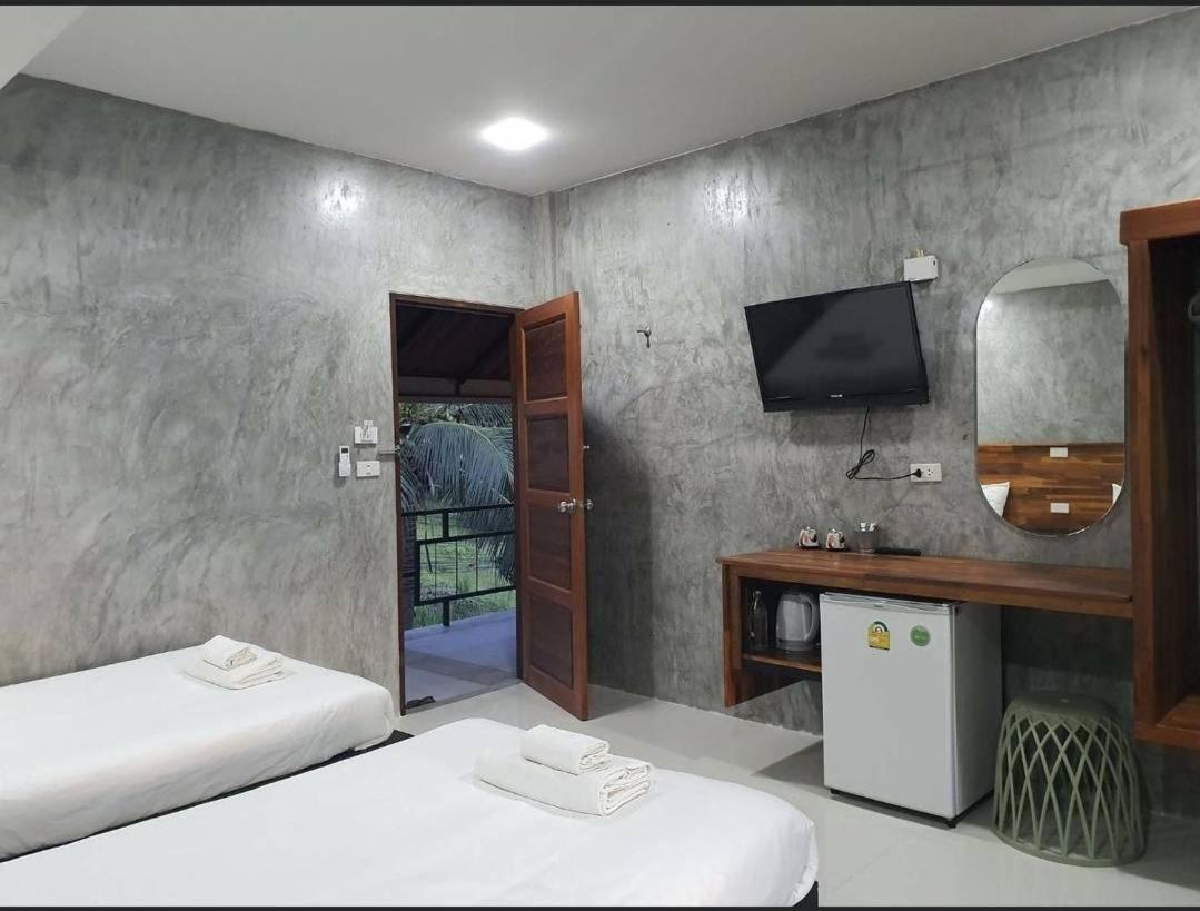Life Koh Tao Resort Luaran gambar